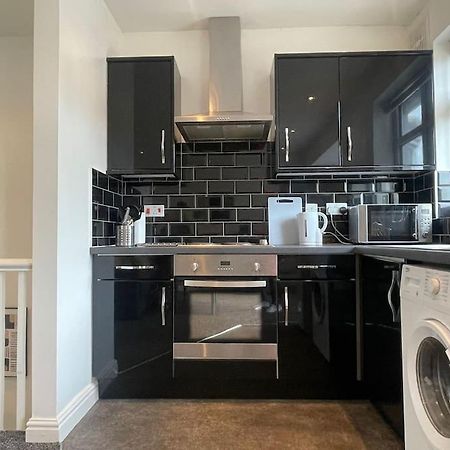 Kingsbury Apt 2 バーミンガム エクステリア 写真